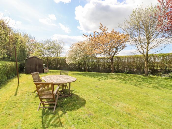 5 Packhorse, Purton, Wiltshire, Grade II Listed, Traditional Cottage, Thatched Roof, Close to a AONB