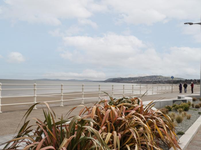 Jasmine Villa, Llandudno, Conwy. Elevated position with sea views. 2-beds. Terrace. Off-road parking