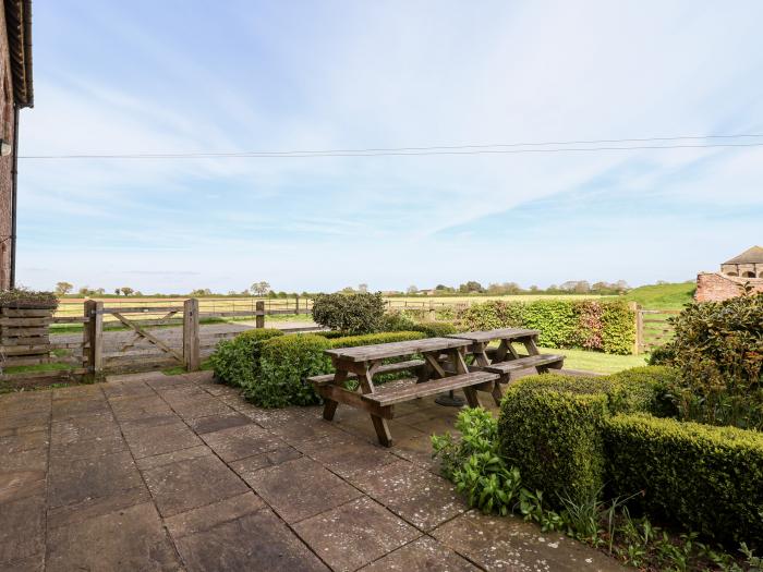 Cromwells Manor, Woodhey Green near Bunbury, Cheshire, Grade II Listed, Countryside, Rural, Parking.