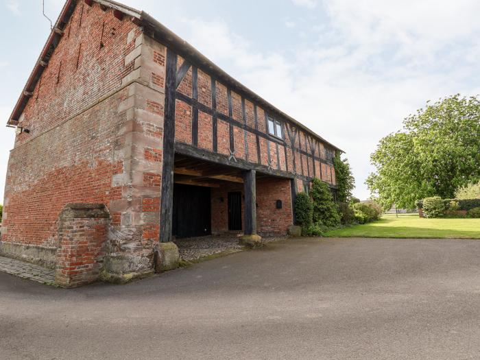 The Old Carthouse, Woodhey Green near Bunbury, Cheshire, Garde II listed, Countryside, Parking, 3bed