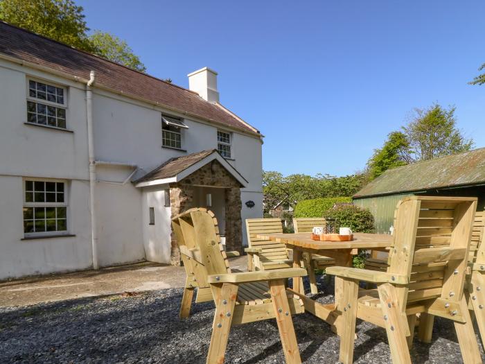 Mill House (Main House), Sarn Meyllteyrn, Gwynedd. Woodburning stove. Games room. WiFi