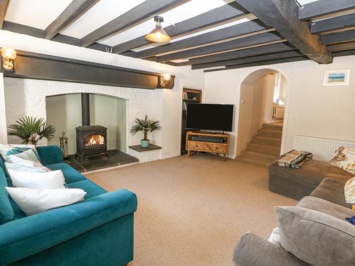 Mill House (Main House), Sarn Meyllteyrn, Gwynedd. Woodburning stove. Games room. WiFi