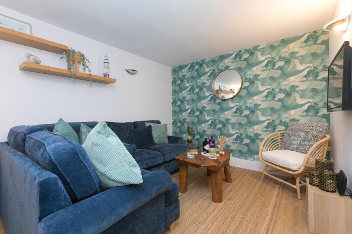 Dream Achieved, St Ives, Cornwall, close to amenities and the beach, stylish, first-floor apartment.