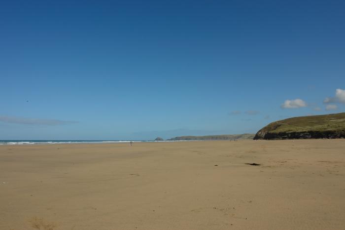 2 The Old Cornstore, St Agnes