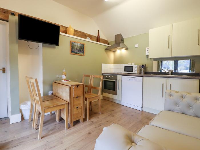 The Old Saw Mill, Wye, Kent, large, private patio with furniture, pet-friendly, single-storey, 8bed.