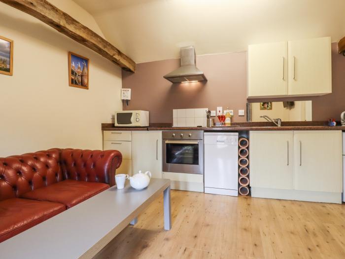 The Old Saw Mill, Wye, Kent, large, private patio with furniture, pet-friendly, single-storey, 8bed.