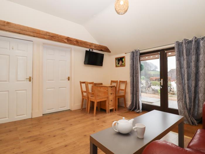 The Old Saw Mill, Wye, Kent, large, private patio with furniture, pet-friendly, single-storey, 8bed.