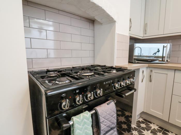 46 St. Mary's Walk Scarborough, North Yorkshire, Close to a beach, SMEG fridge/freezer, Range cooker