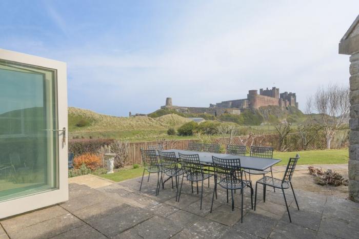 The Wynd, Bamburgh