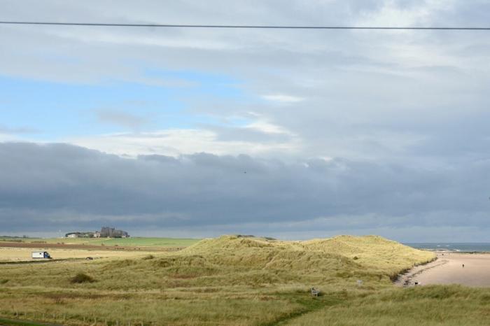 Castle View at the Viking, Seahouses