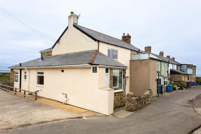 Island View, Amble