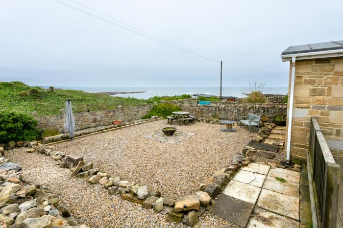 Island View, Amble