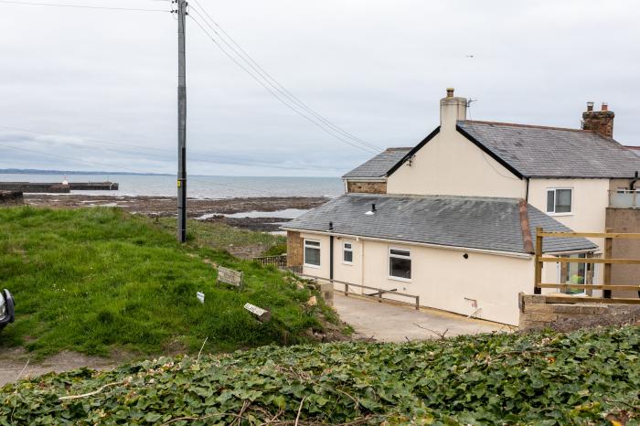 Island View, Amble