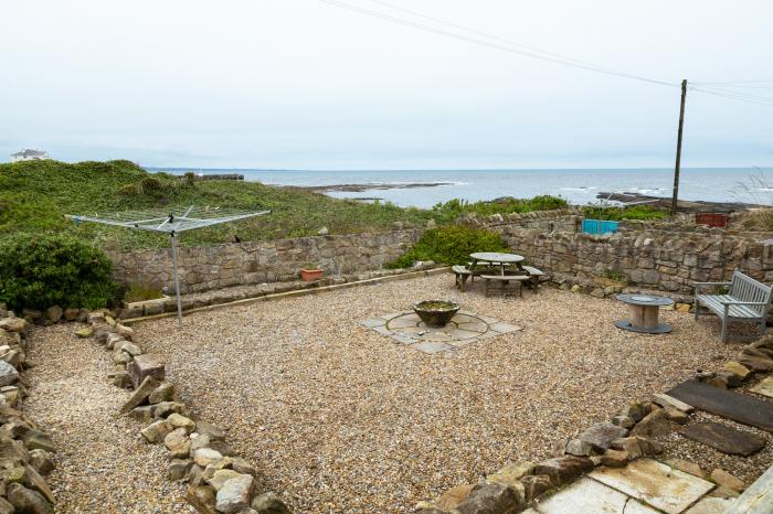 Island View, Amble