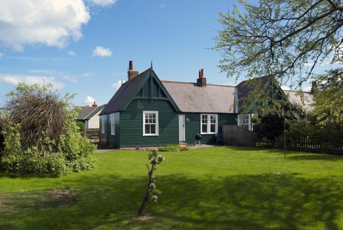 Armstrong Cottages No6, Bamburgh