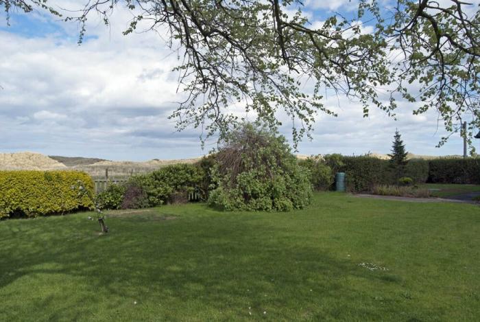 Armstrong Cottages No6, Bamburgh