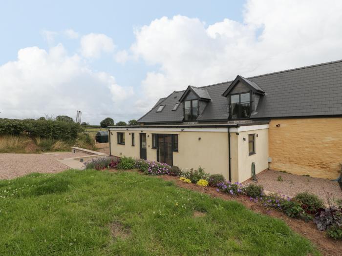 Palace Farmhouse, St. Weonards, Hereford sleeping six. Two-bedroom farmhouse and one-bedroom annexe.