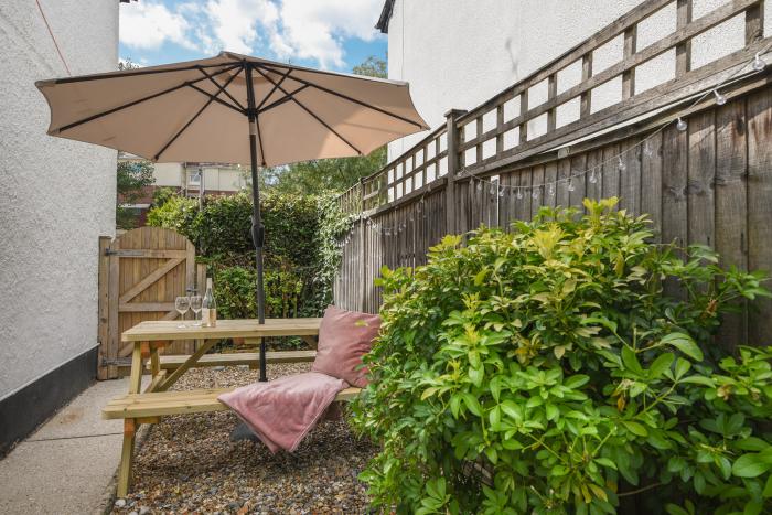 River Lym Cottage, Lyme Regis, Dorset. Garden & patio. Off-road parking. Two bedrooms. Pet-friendly.