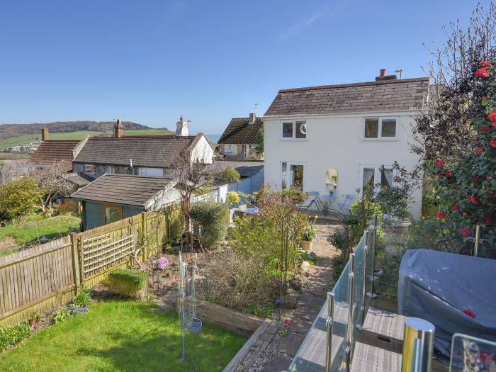 Meadow Cottage, Charmouth, Dorset, close to amenities and the beach, pet-friendly, stylish, gardens,