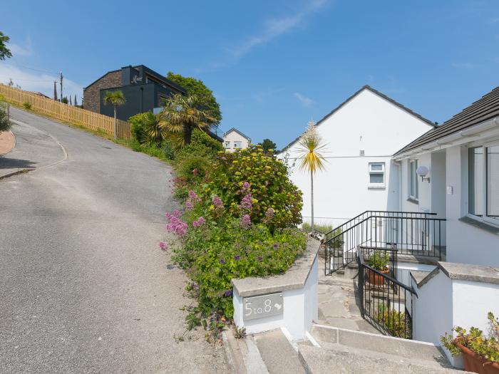 Millies, Carbis Bay, Cornwall. 2-bedroom apartment, near the beach and amenities. Allocated parking.