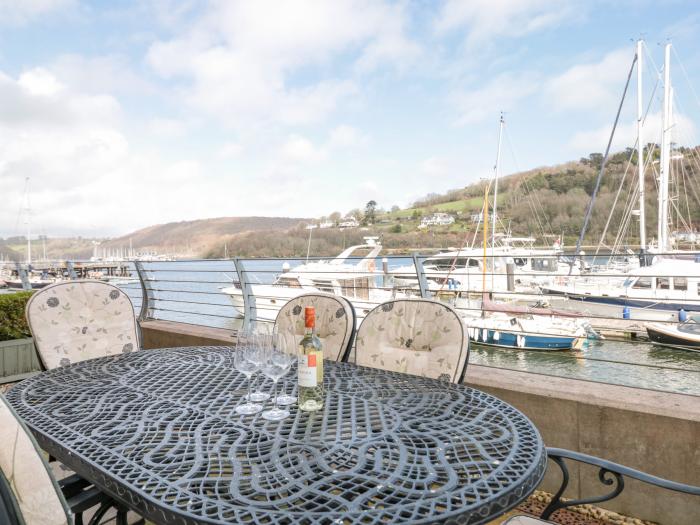 30 Dart Marina, Dartmouth, Devon, ground-floor apartment, views across the river and marina 2bedroom