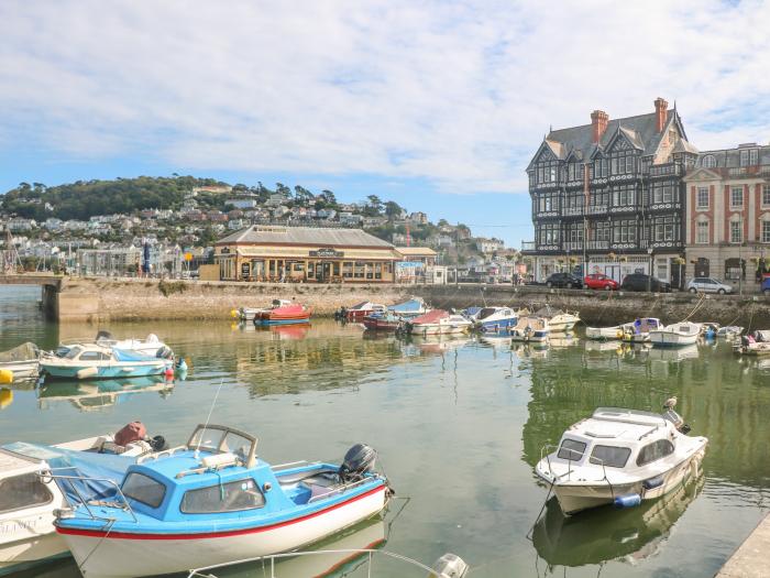 30 Dart Marina, Dartmouth, Devon, ground-floor apartment, views across the river and marina 2bedroom