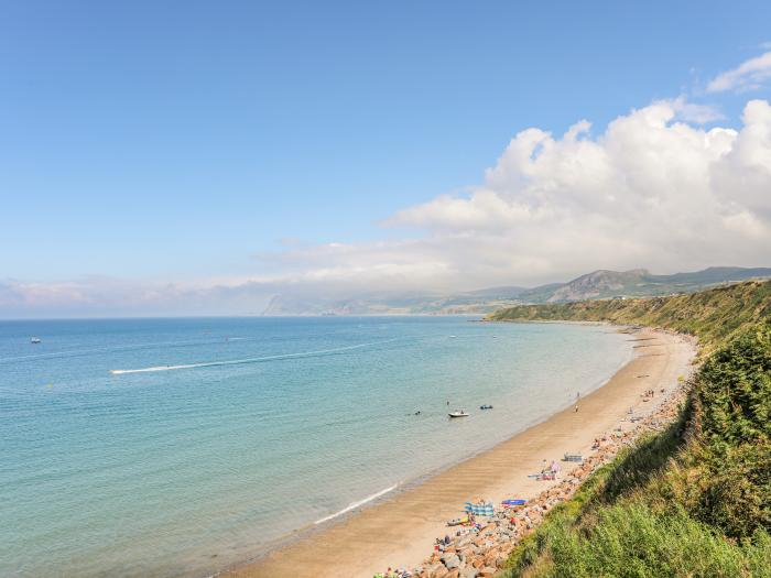 Cae-Berllan, Nefyn