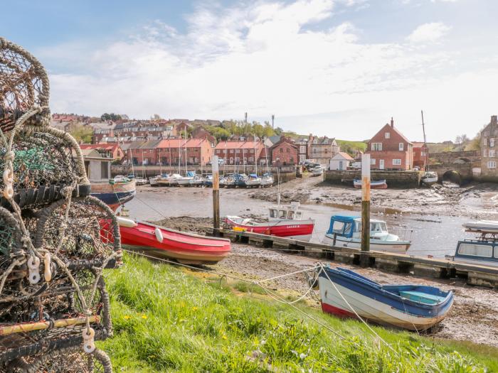 Sunset View in Whitby, North Yorkshire. Penhouse Apartment with lift. Sea views. Designated parking.