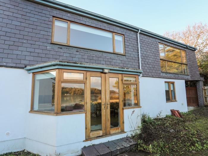 Ynys Faelog Cottage, Menai Bridge