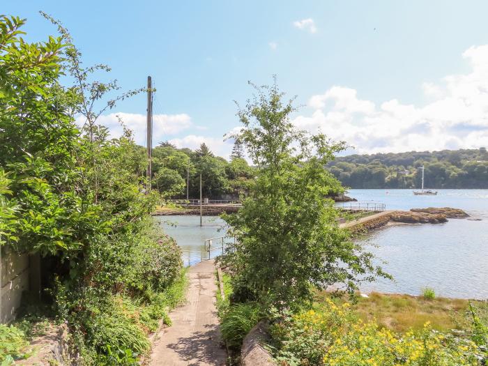 Ynys Faelog Cottage, Menai Bridge