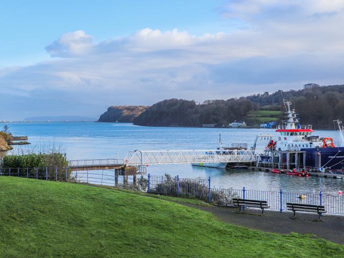 Ynys Faelog Cottage, Menai Bridge