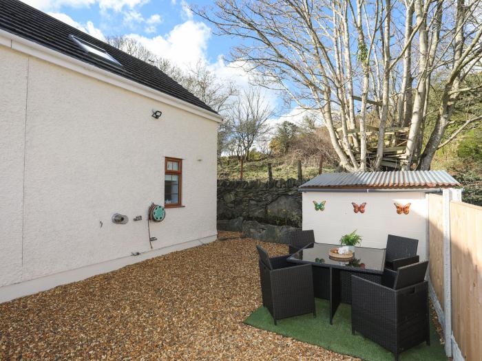 Cwt Ci, Llangefni, Anglesey, North Wales, romantic, countryside views, close to amenities and beach,