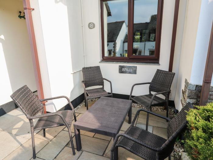 18 Sarahs View, Padstow, Cornwall, Mid-terrace, Open-plan, Double and twin bedrooms, Courtyard, WiFi