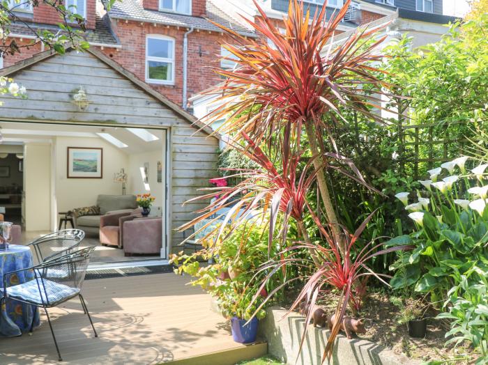 9 Coronation Road in Salcombe, Devon. Near a beach. Off-road parking. Pet-friendly. Enclosed garden.