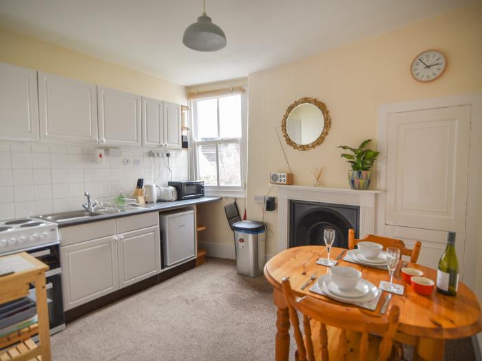 The Annexe, Lyme Regis, Dorset, romantic, pet-friendly, close to amenities and the beach, sea views,