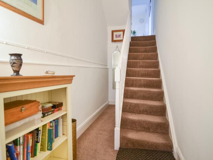 The Annexe, Lyme Regis, Dorset, romantic, pet-friendly, close to amenities and the beach, sea views,