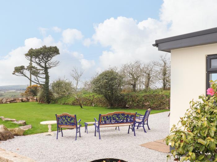 High Park House in Sithney near Helston Cornwall, pet-friendly, off-road parking, on a working farm