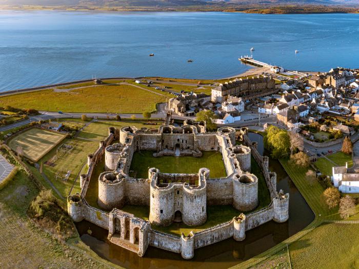 Tros Yr Afon, Beaumaris