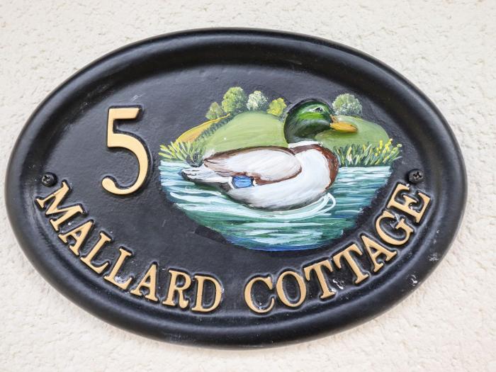 Mallard Cottage is in Penrith, Cumbria. In a National Park. Private parking. Reverse-level. En-suite