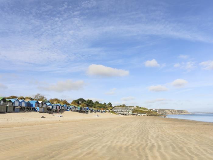 Cowshed in Abersoch, Gwynedd. One bedroom sleeping two guests. Enclosed garden, one pet, near beach.