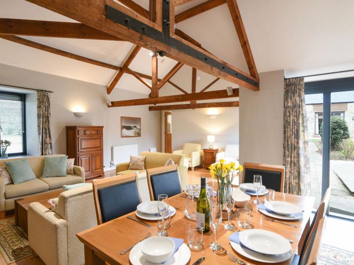 Ware Barn Cottage, Lyme Regis