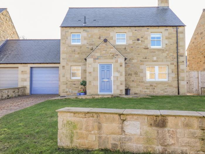 Stone Croft House is in Ellingham near Beadnell. Three-bedroom home in rural Northumberland. Family