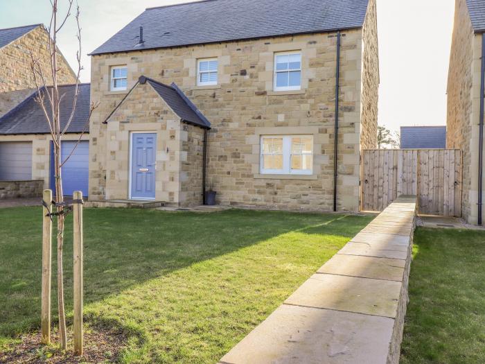 Stone Croft House is in Ellingham near Beadnell. Three-bedroom home in rural Northumberland. Family