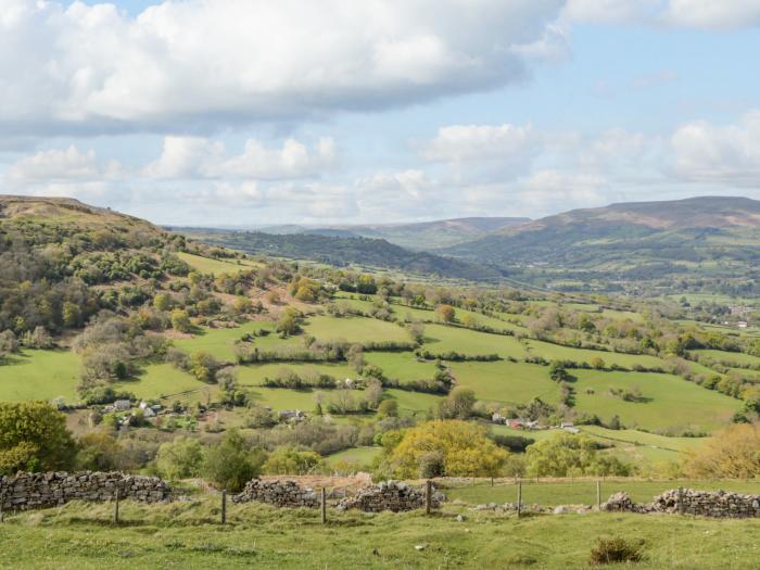 Pen-Croeslan Bach, Crickhowell