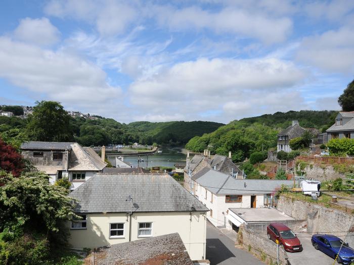 Farleigh Cottage in Looe, Cornwall. Two-bedroom, traditional cottage with woodburning stove. Central