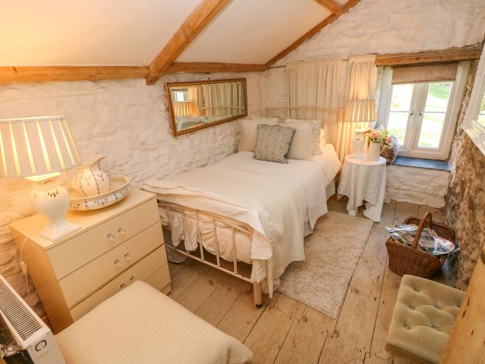 Rustic Period Country Farmhouse, Llansteffan