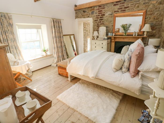 Rustic Period Country Farmhouse, Llansteffan