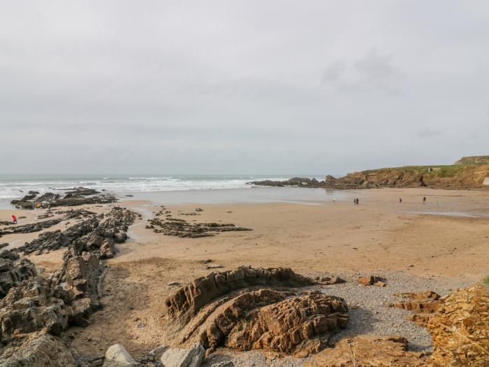 Sky Pocket, Bude