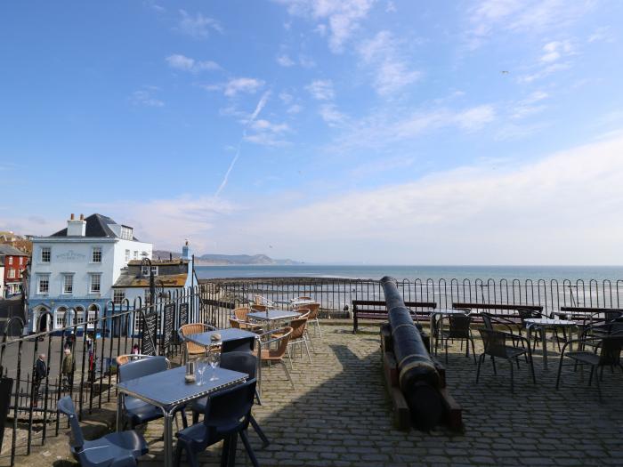 Riverdance Cottage, Lyme Regis, Dorset, Jurassic Coast. Close to amenities. Serene location. 2 beds.