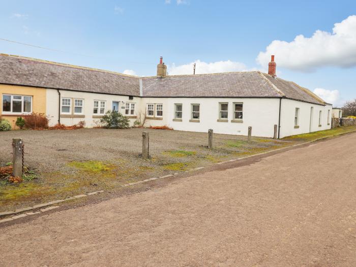 Farnelea, Seahouses